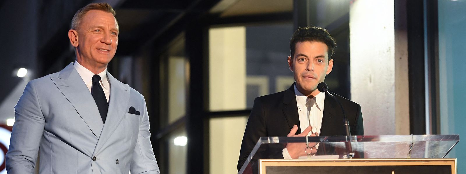 Rami Malek (r.) lobte Craig als zuvorkommenden und herzlichen Kollegen.