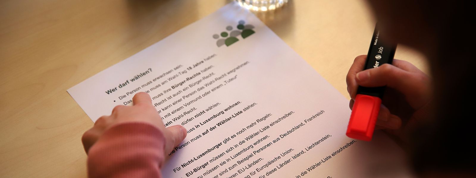 Insbesondere Menschen mit einer intellektuellen Beeinträchtigung oder einer Leseschwäche sind auf Leichte Sprache angewiesen.
