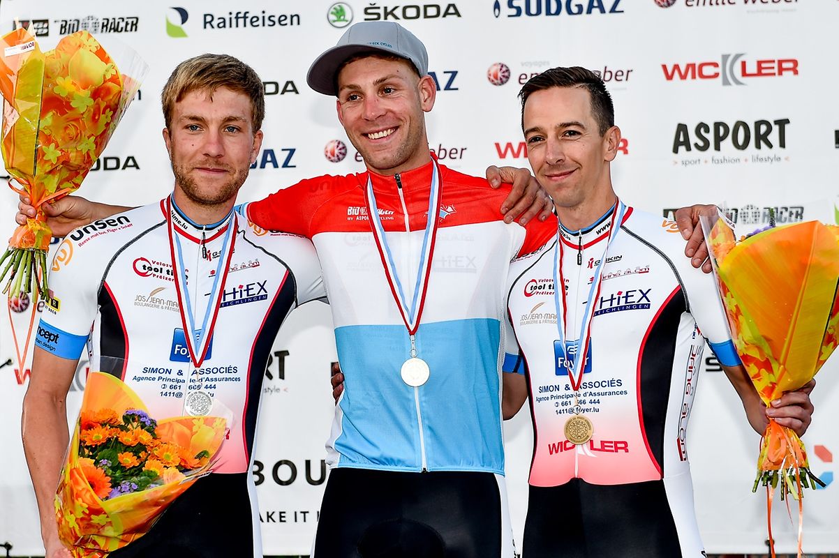 Das Podium bei der Elite ohne Vertrag: 2. Mike Diener (VV Tooltime), 1. Tim Diederich (VV Tooltime) und 3. Ben Philippe (VV Tooltime).