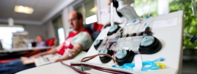 Eine Studie der Carstens-Stiftung in Essen fand heraus, dass regelmäßiges Spenden den Blutdruck bei Bluthochdruck-Patienten längerfristig senkt. 