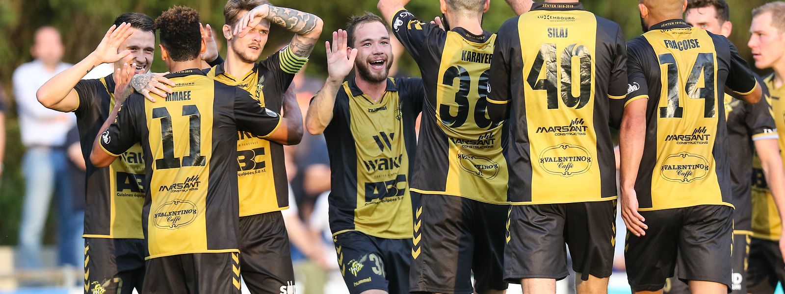 Niederkorn e Rosport comandam a Liga BGL com seis pontos.