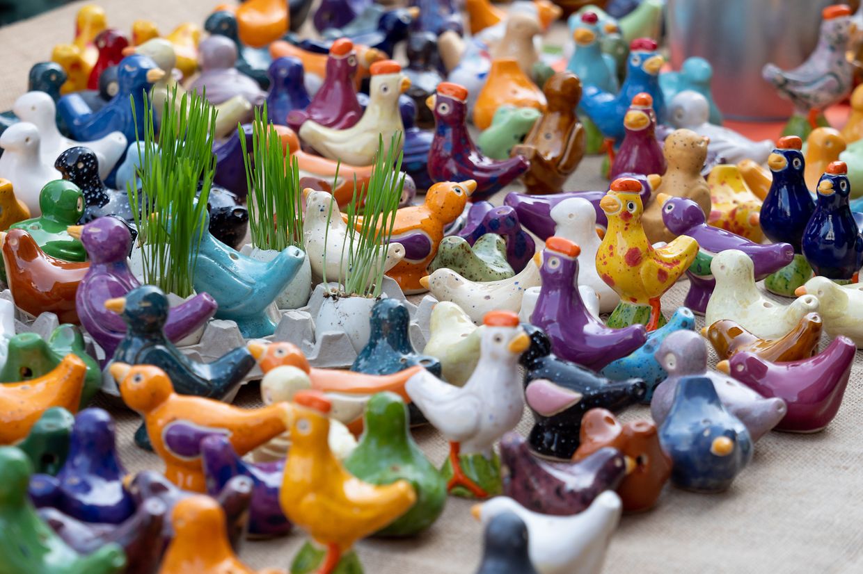 Strahlender Sonnenschein, Hunderte Besucher und eine große Auswahl an Péckvillercher: die Émaischen in Nospelt. 