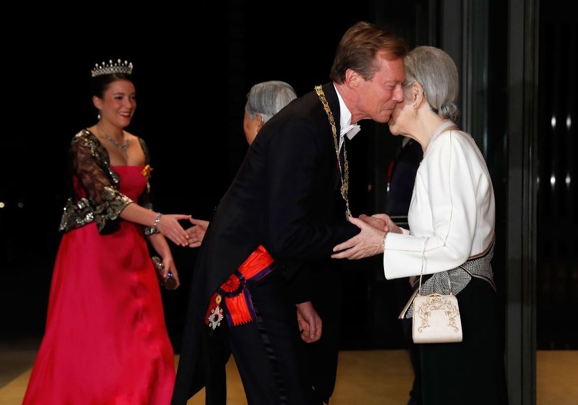 Feierlicher Empfang beim offiziellen Staatsbankett im Palast von Tokio.