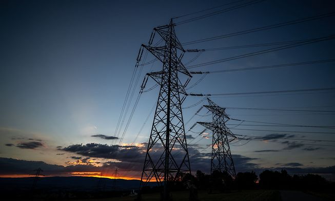 The plan could include possible proposals on a decoupling of the electricity market