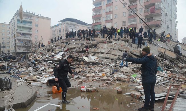 More than 3,500 people have been confirmed dead after two earthquakes struck Turkey on Monday