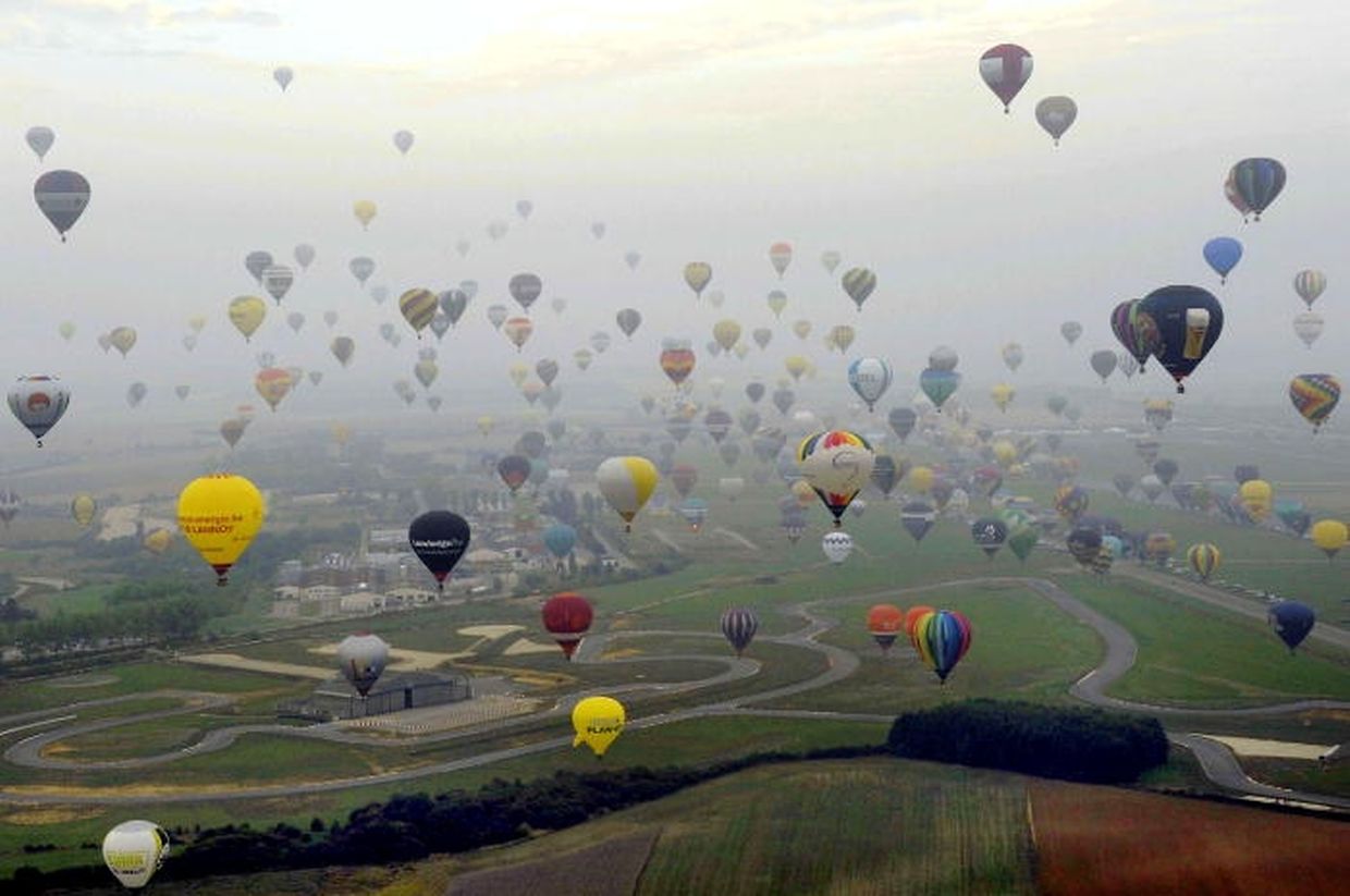 Le Lorraine Mondial Air Ballons tient ses promesses. Le spectacle est grandiose à Chambley.