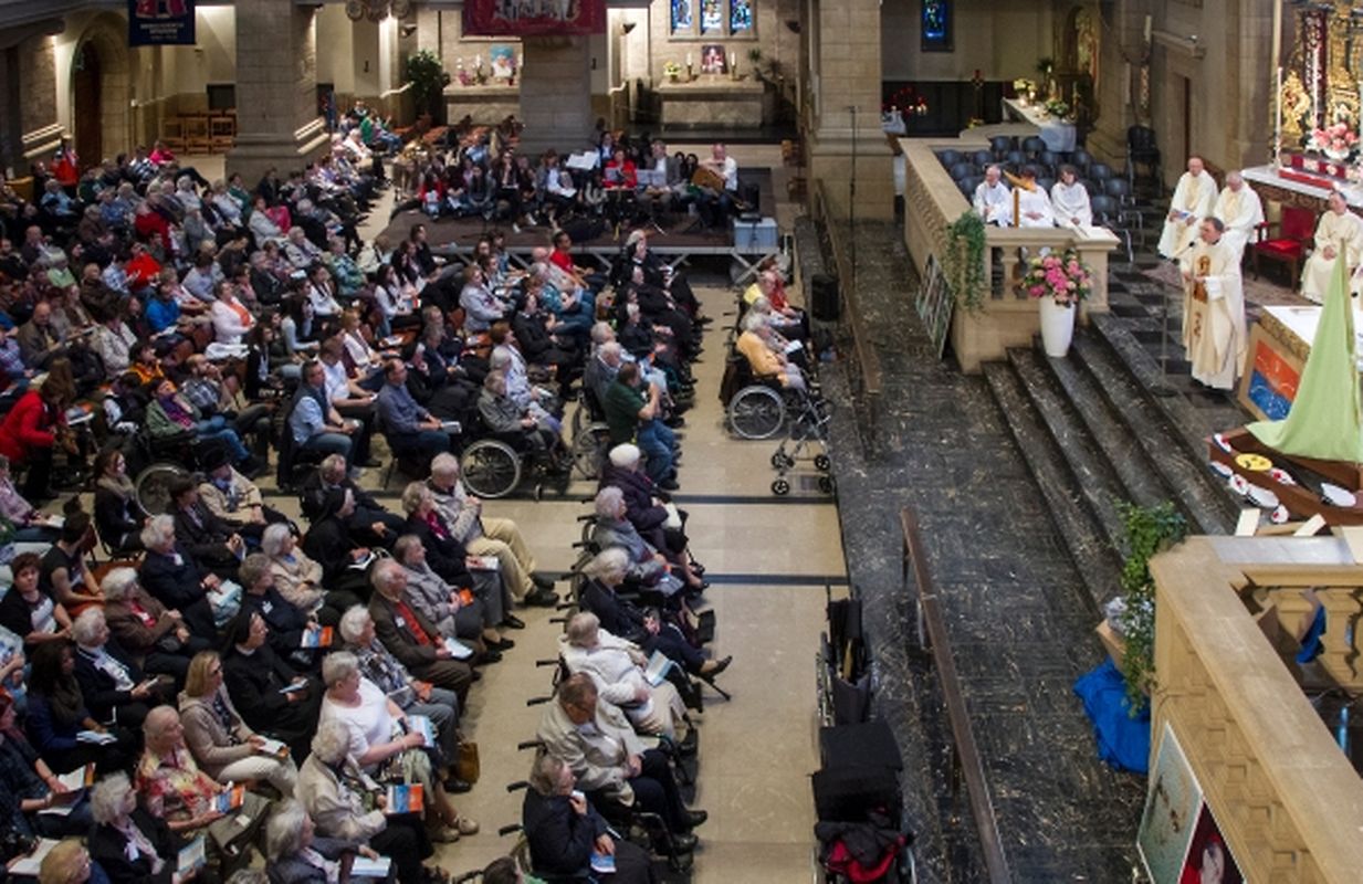 Messe für die Werke der Kongregation der Heiligen Elisabeth und der Schwestern der Heiligen Elisabeth.