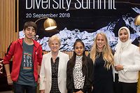 20.9.Wi / KPMG Diversity Summet / vlnr Leo Sharma , Colette Flesch , Avanti Sharma , Caroline Mohr , Kholoud Mousa Foto:Guy Jallay