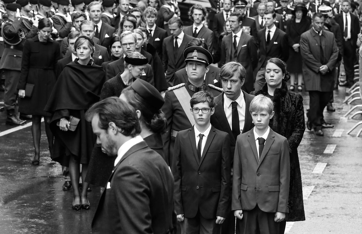 Lokales, Online, Kathedrale, Staatsbegräbnis Großherzog Jean, funérailles Grand-Duc Jean, Eingang Kathedrale,