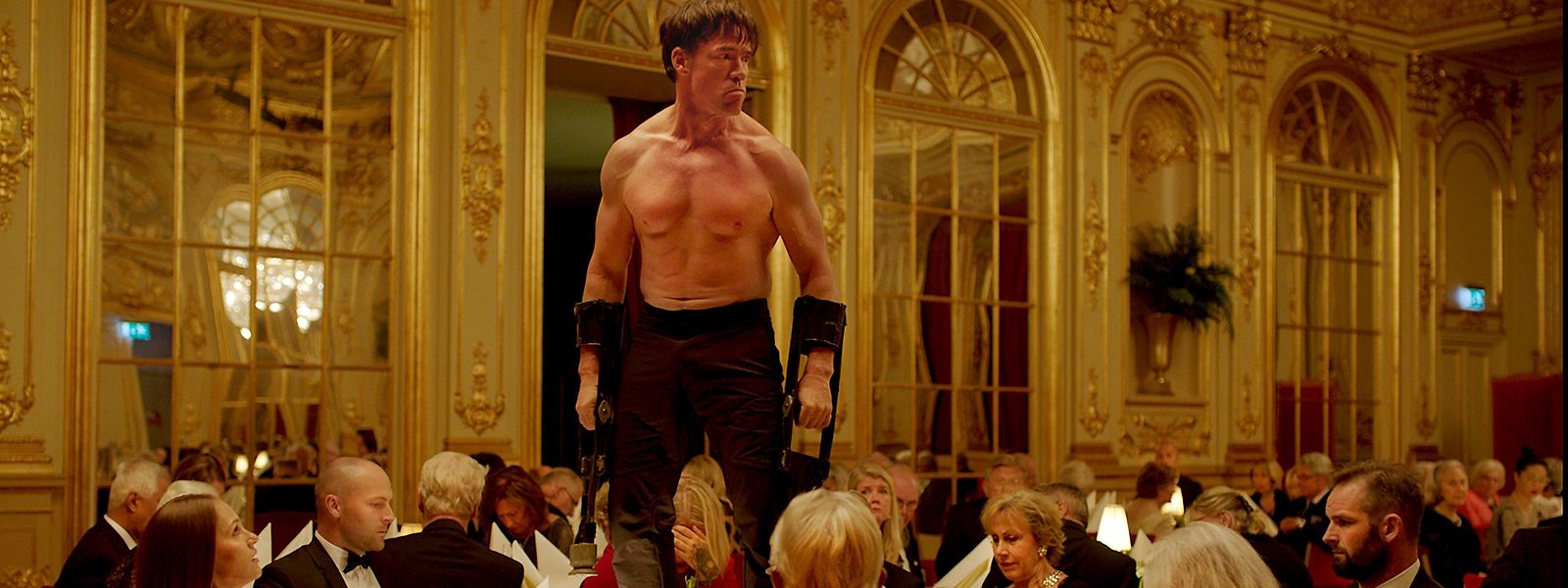 Quando uma gala de beneficência se transforma num circo... 