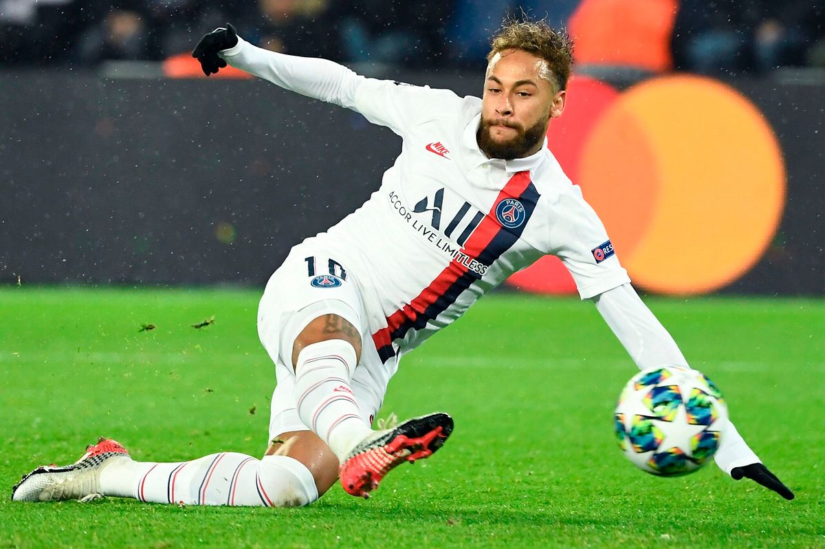 Grand prince, Neymar a laissé Edison Cavani tirer le penalty de la fin du match contre Galatasaray.