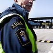Photo taken on May 6, 2011 shows a customs officier at the Oeresund Bridge border control between Copenhagen, Denmark, and Malmoe, Sweden. Denmark defended on May 12, 2011 its decision to reintroduce controls at its borders with Germany and Sweden, denying that it was restoring passport checks within Europe's open internal borders.   AFP PHOTO / SCANPIX DENMARK / Morten Germund

