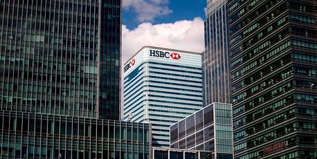 HSBC to double some junior banker bonuses in race for talent - Vimarsana News