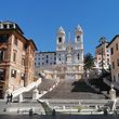 Noch nie war ein ungestörtes Selfie auf der Spanischen Treppe so einfach zu machen wie jetzt.