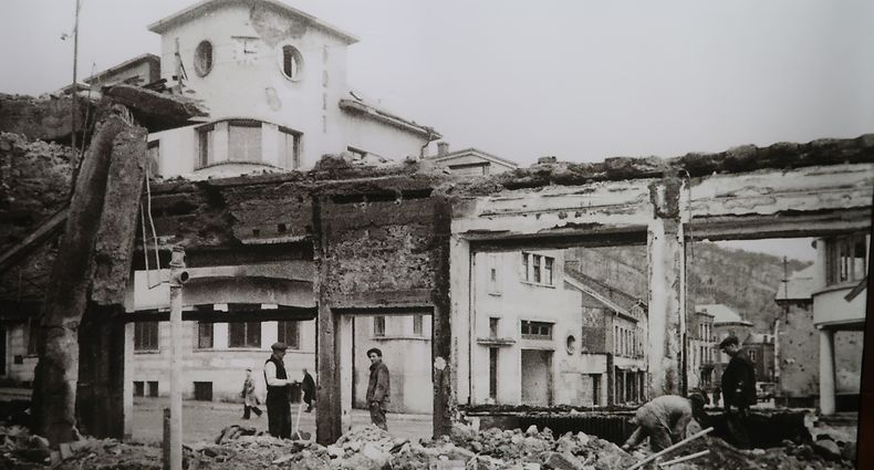 Knapp 18.000 Häuser wurden während der Ardennenoffensive beschädigt. Eine Ausstellung befasst sich nun mit dem Wiederaufbau.