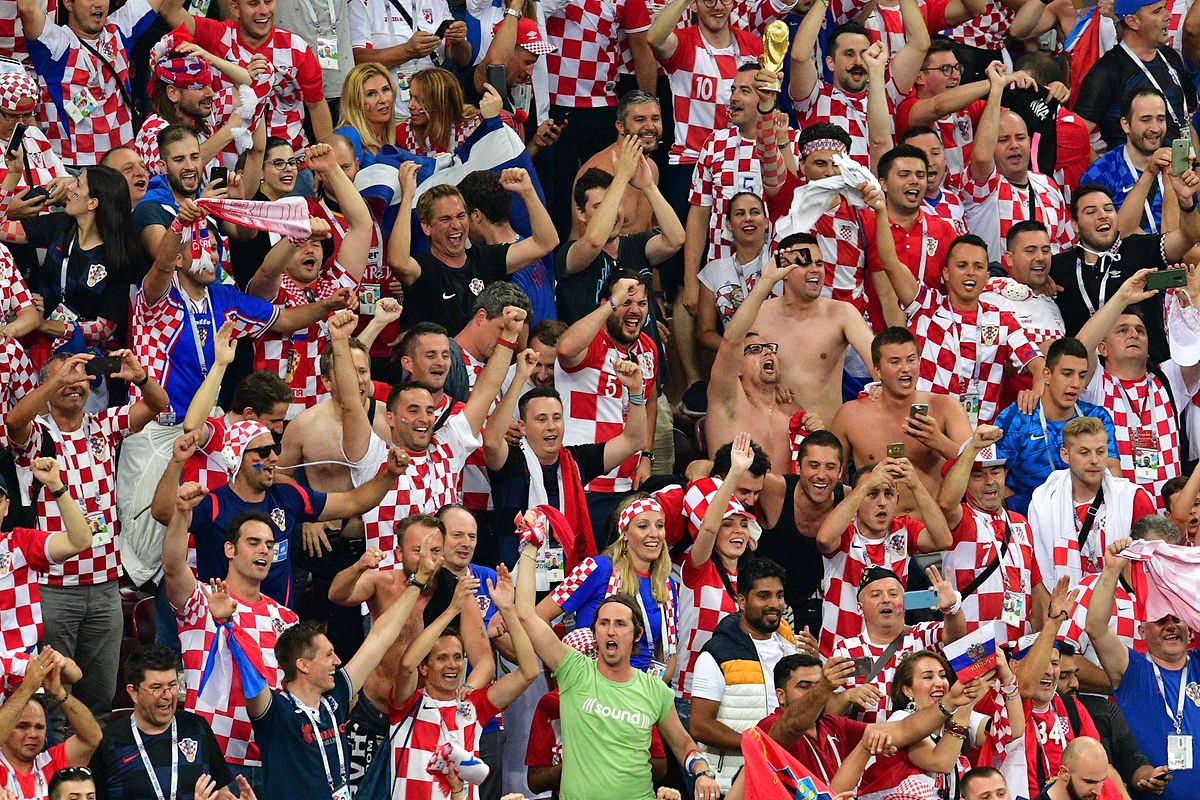 Eine Menge kroatische Fans ist nach Russland gereist.