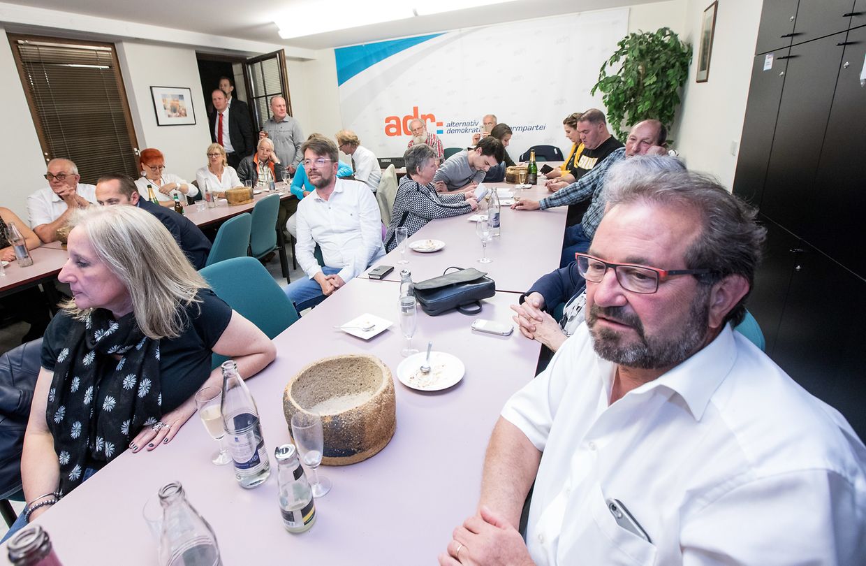 Eher verhalten: Die Party der ADR. Polit-Veteran Gast Gibéryen verpasste trotz deutlicher Steigerung den Sitz in Straßburg. 