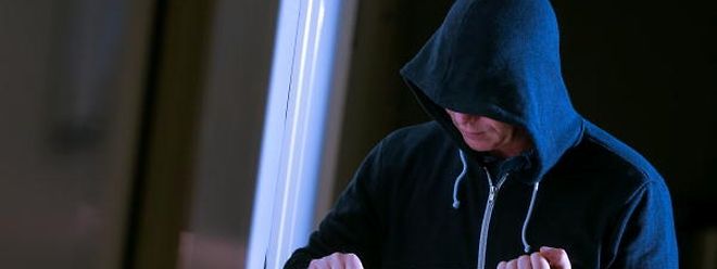 Marc Ragnacci von der Abteilung „Prévention du crime“ der  Polizei rät jedoch davon ab, „den Helden zu spielen“.