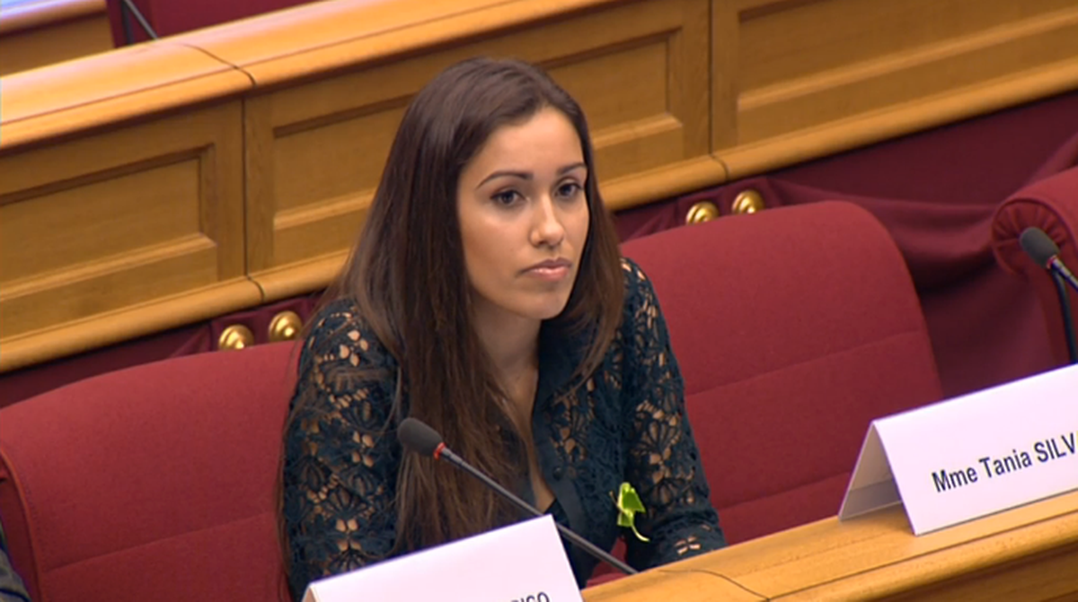 Zumindest mit der Forderung, Schilder mit dem Hinweis auf die Gefahr der Ansteckung durch Zecken an Waldrändern aufzustellen, fand sie bei Gesundheitsministerin Lydia Mutsch Gehör. Diese versprach zudem, eine Infobroschüre zur Lyme-Borreliose neu aufzulegen.