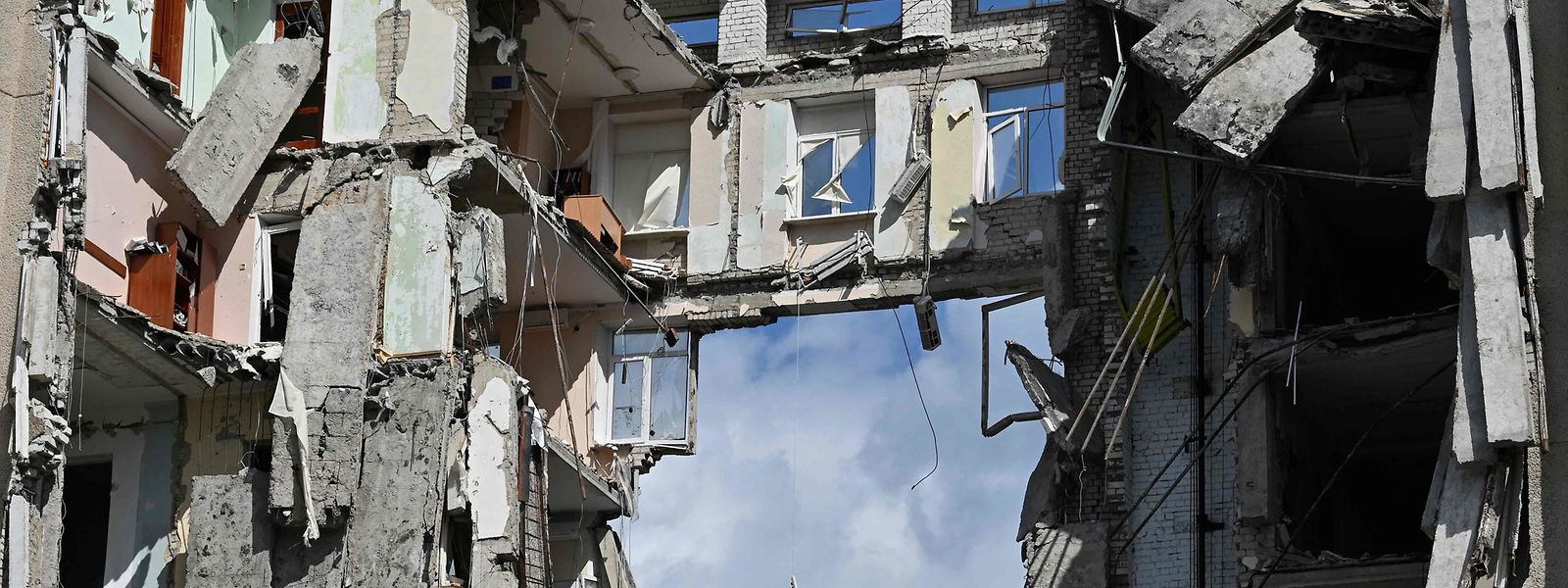 Imagens de destruição provocadas por misseis russos na cidade de Mykolaiv.