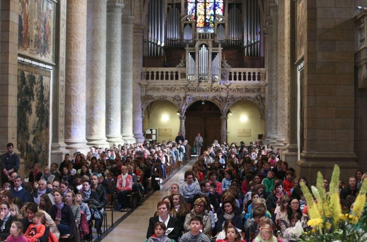 Messe pour les écoles de Ste Sophie.