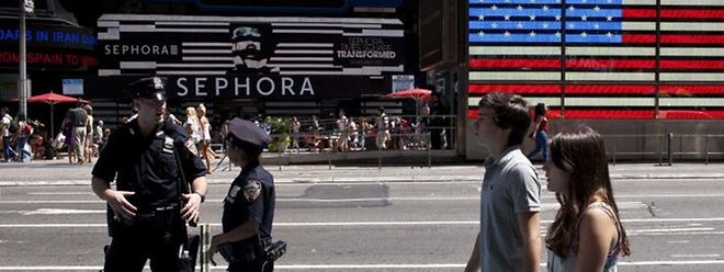 Polizisten am New Yorker Times Square. In den USA sorgt der Fall für Aufregung.