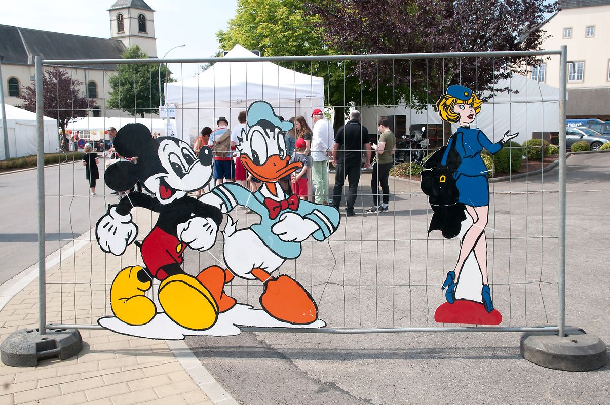 Im Dorf war gewohnt viel los.