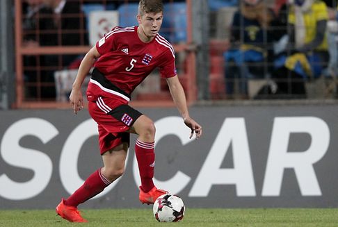 Fußball-WM-Qualifikation: Live: Noch 0:0 - aber in Unterzahl