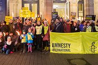 Viele Menschen sind dem Aufruf von Amnesty International gefolgt und haben Solidarität gezeigt. 