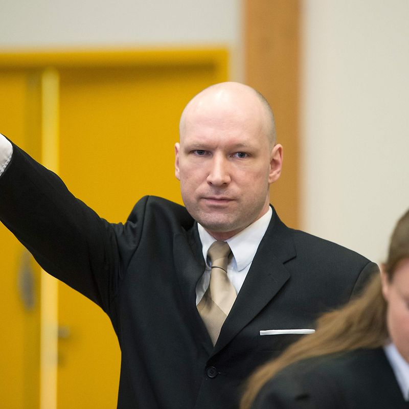 Massenmorder Breivik Will Vorzeitig Auf Freien Fuss Kommen