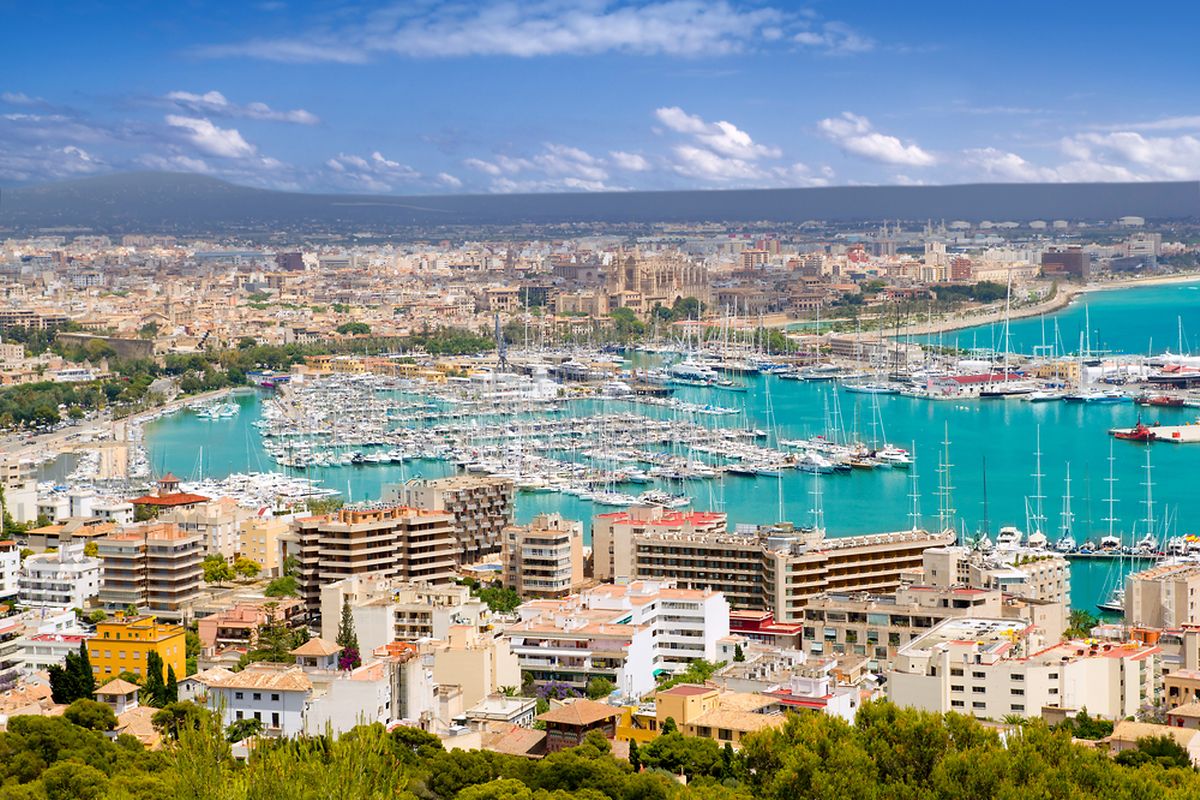 View over Palma de Mallorca (Shutterstock)