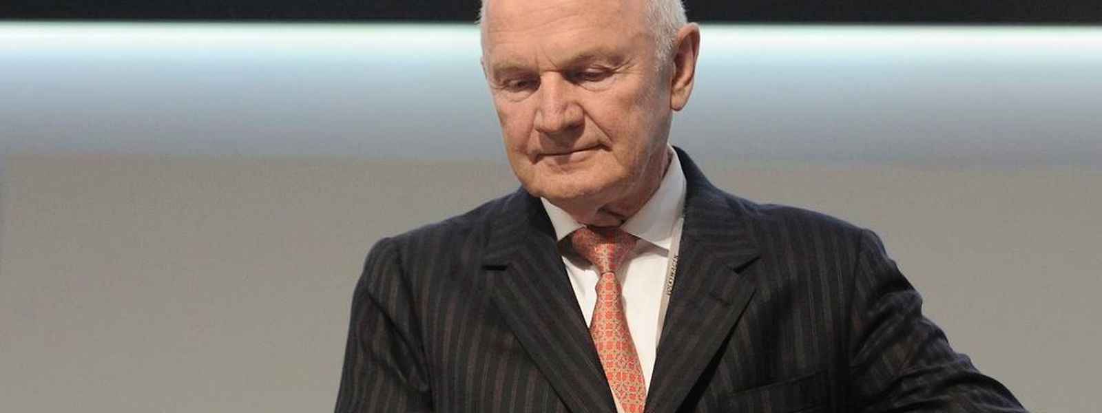 Ferdinand Piëch war im Frühjahr nach einem verlorenen Machtkampf mit VW-Chef Martin Winterkorn von der Spitze des Kontrollgremiums zurückgetreten. (Foto: Reuters)