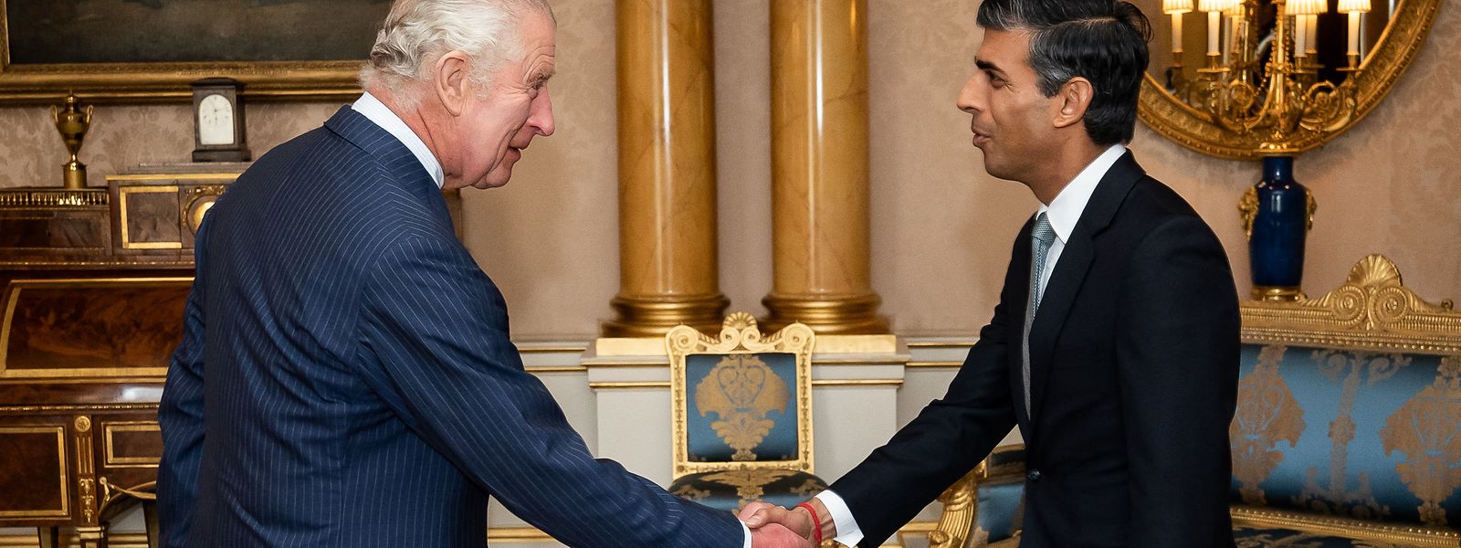 Le roi Charles III a nommé Rishi Sunak Premier ministre ce mardi, et l'a chargé de former un nouveau gouvernement.