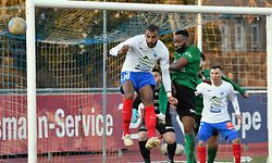 Adriel Santos, en blanc, Etzella Ettelbruck, et David Mendes da Silva , US Mondorf-les-Bains / Foto: Stéphane Guillaume
