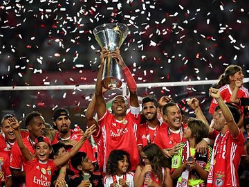 Benfica conquista Supertaça pela sexta vez
