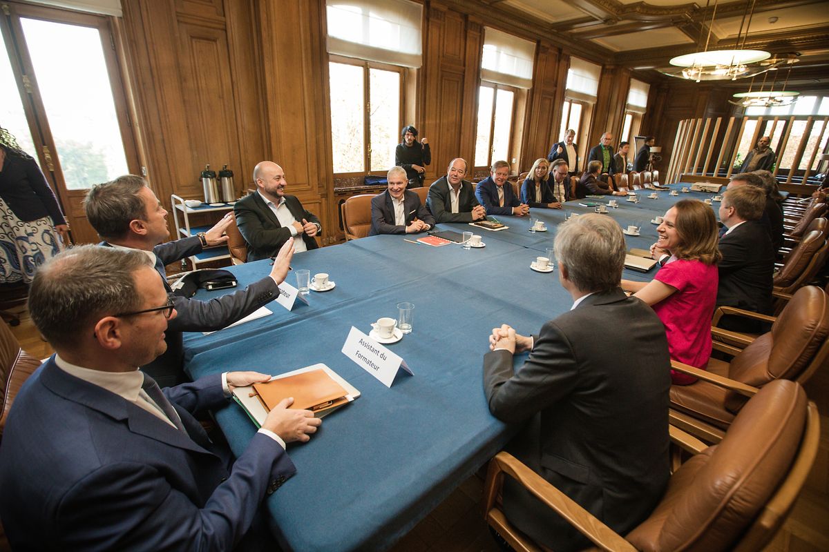 Die Vorbereitungen zu den Koalitionsverhandlungen haben begonnen.