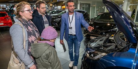 Ministry finds violations at Autofestival dealerships - Vimarsana News