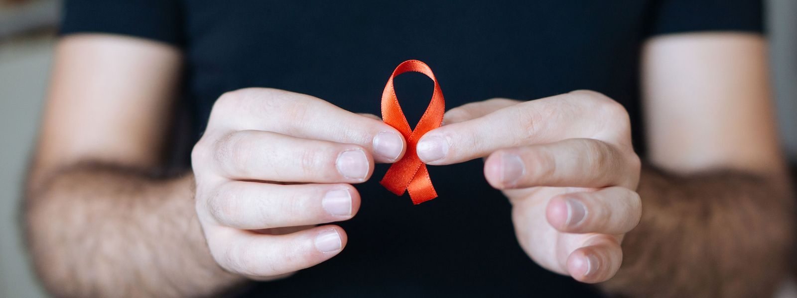 Die HIV-Berodung des Luxemburger Roten Kreuzes arbeitet bereits seit 30 Jahren daran, die Ausbreitung von HIV zu verhindern, und ruft die Menschen dazu auf, sich testen zu lassen.