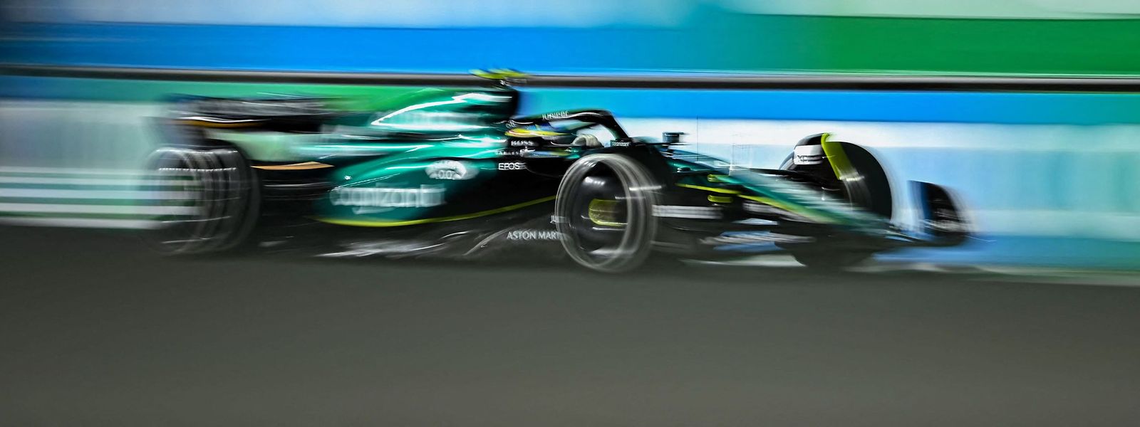 Der Aston Martin von Fernando Alonso steht beim GP von Saudi-Arabien im Mittelpunkt.
