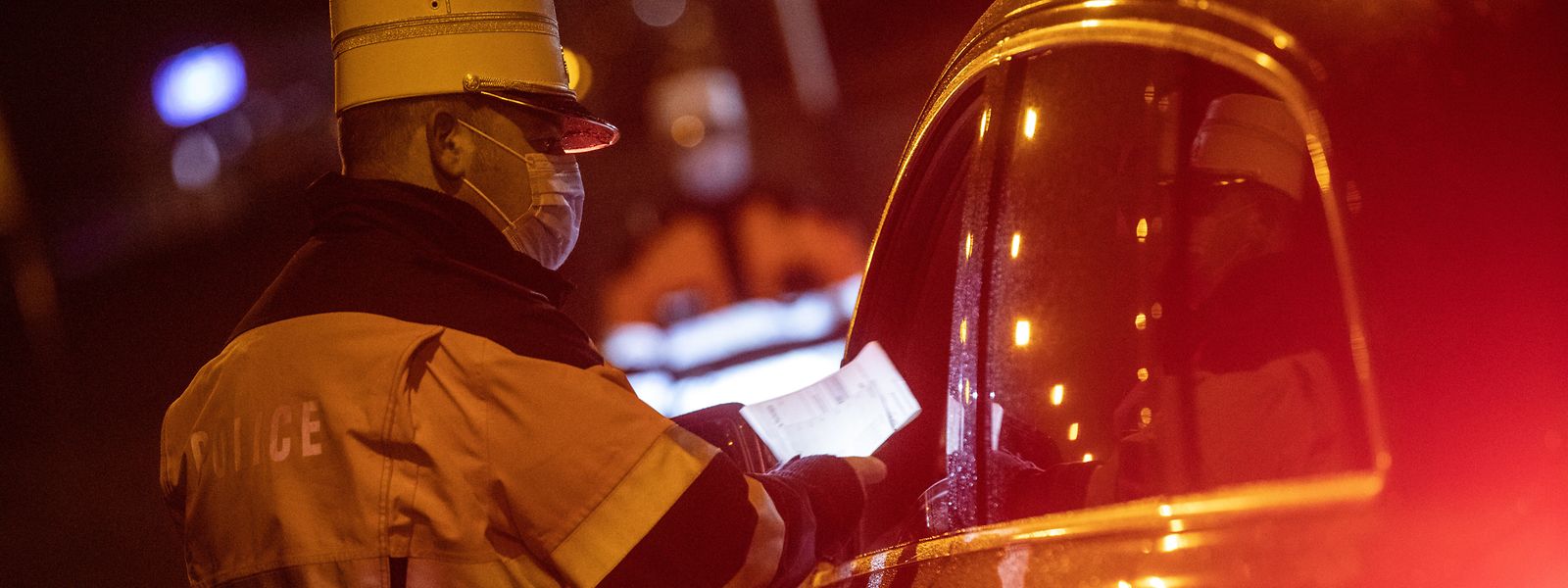 Die meisten Bußgeldbescheide gab es, weil sich Personen nicht an die Ausgangssperre hielten.