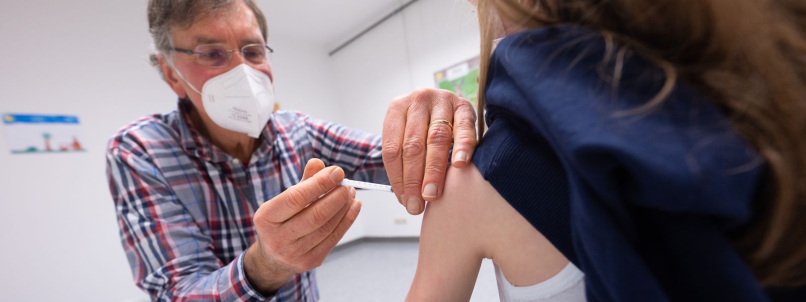 Pour l'heure, 76% de la population belge dispose d'un schéma vaccinal complet.