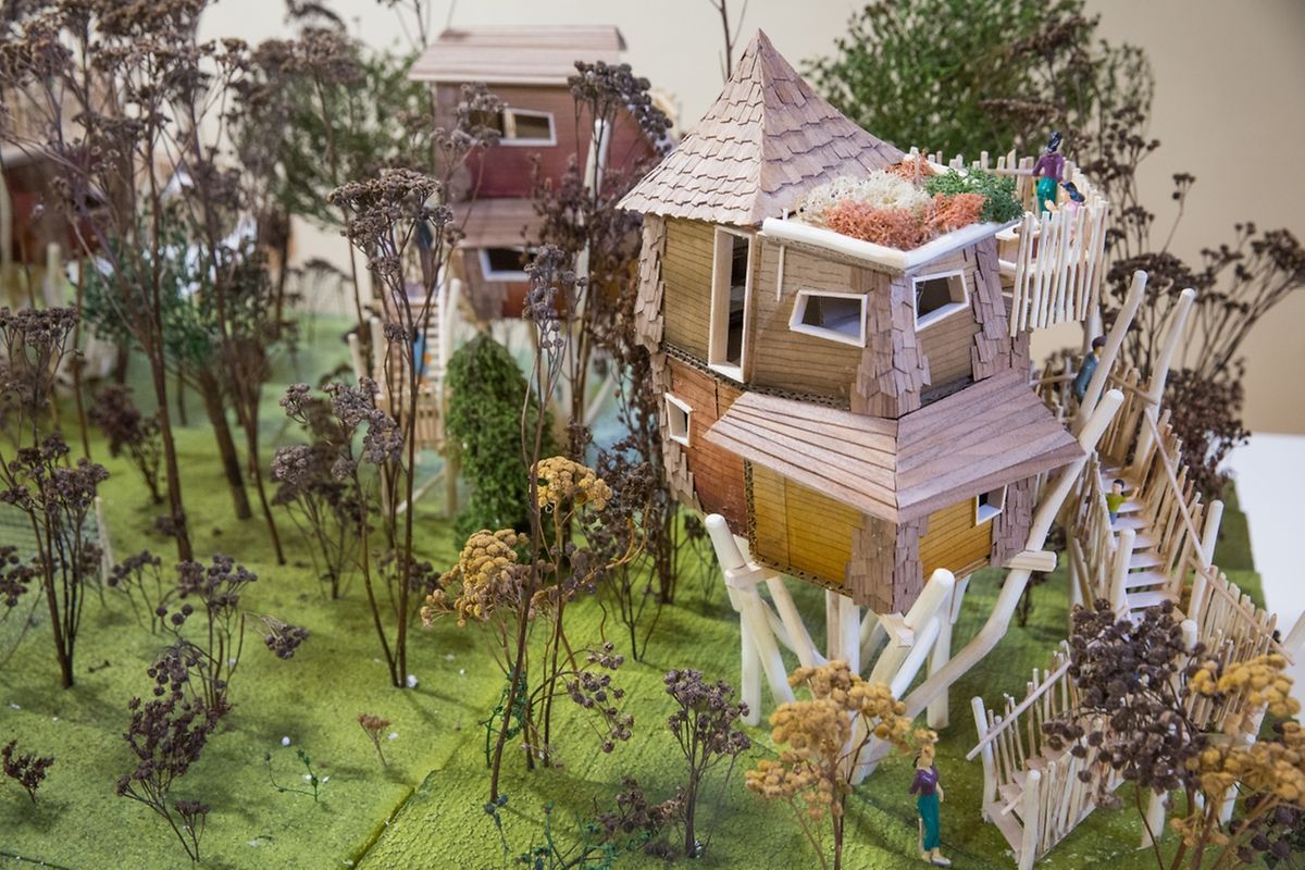 In den kleineren Baumhäuser wird man übernachten können. 