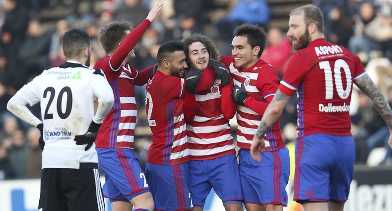 Ryan Klapp est l'homme du derby avec un triplé à la clef.