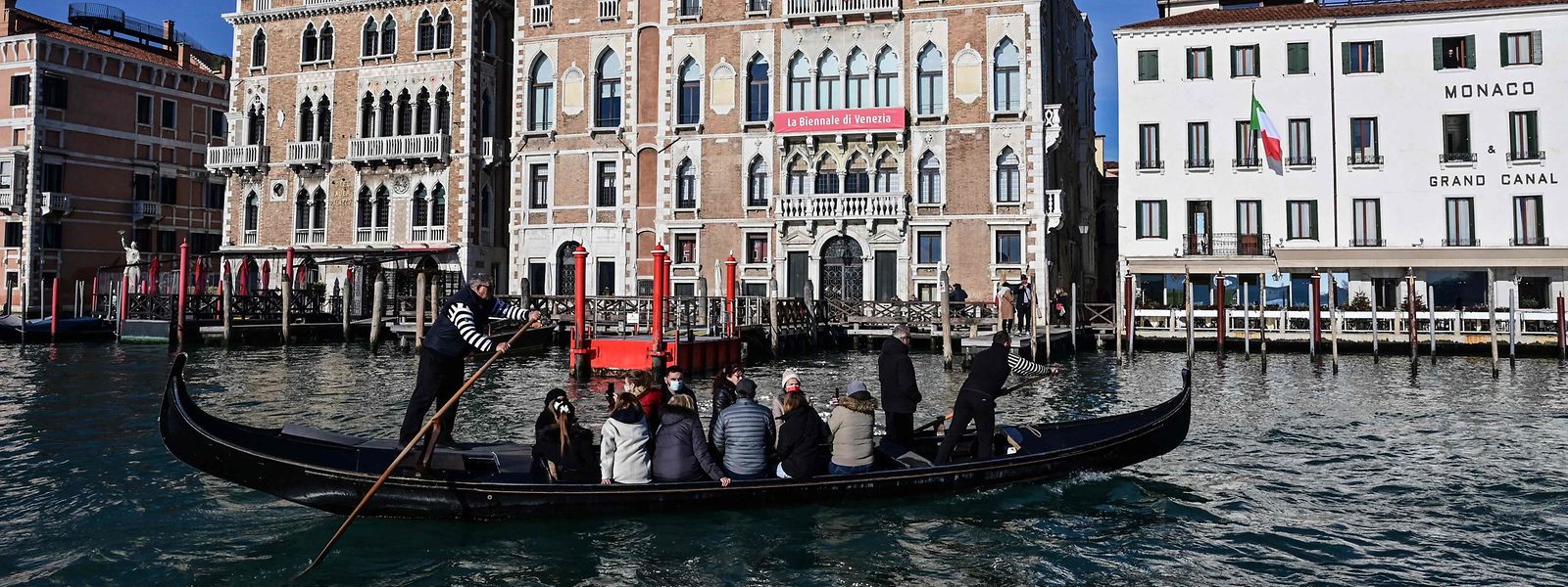 Die Zeiten, als corona-bedingt kaum Touristen zu den einstigen Hotspots wie Venedig gekommen sind, sind vorbei.