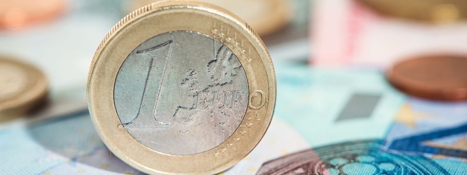  Künftig soll dem Willen der EU-Kommission nach das Arbeitslosengeld dort ausbezahlt werden, wo der Arbeitnehmer die letzten zwölf Monate beschäftigt war.