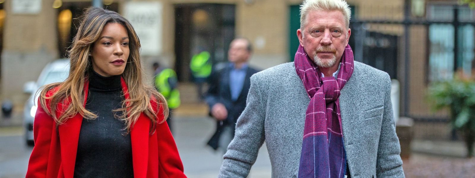 Boris Becker und seine Lebensgefährtin Lilian De Carvalho Monteiro kommen am Southwark Crown Court in London an. 
