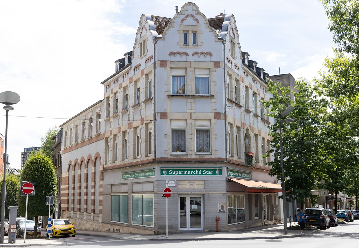Das betroffene Sanitärgeschäft befindet sich im Eckhaus der Avenue de la Liberté, auf Nummer 46.