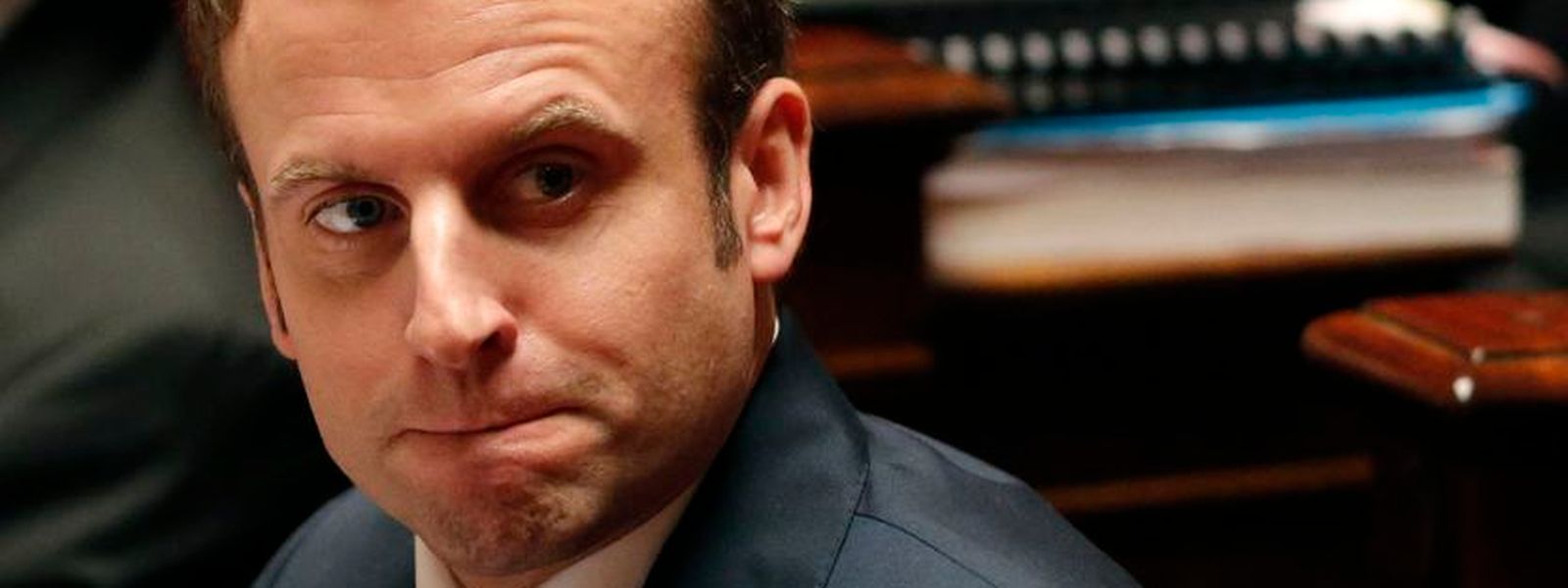 Frankreichs Wirtschaftsminister Emmanuel Macron erntet für die geplante gesetzliche Verankerung des Geschäftsgeheimnisses heftige Kritik. In Luxemburg steht das Konzept bereits im "Code pénal". (Foto: Reuters)