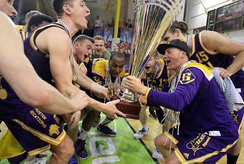 Das Sportwochenende in Bildern: Meister und Aufsteiger jubeln