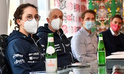 Claire Faber, Claude Losch, Andy Schleck und Tom Rasqué - Pressekonferenz Team Andy Schleck-CP NVST-Immo Losch - Foto: Serge Waldbillig